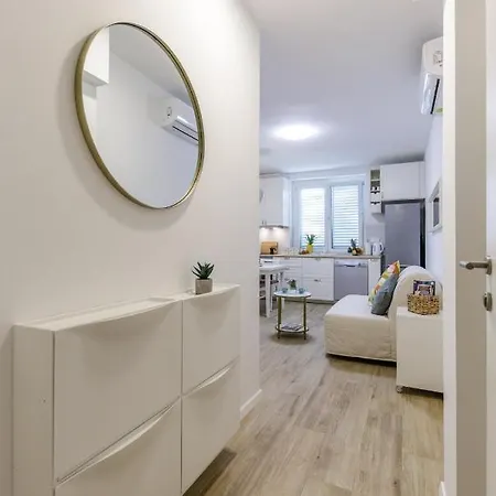 Lucy Lu Apartment