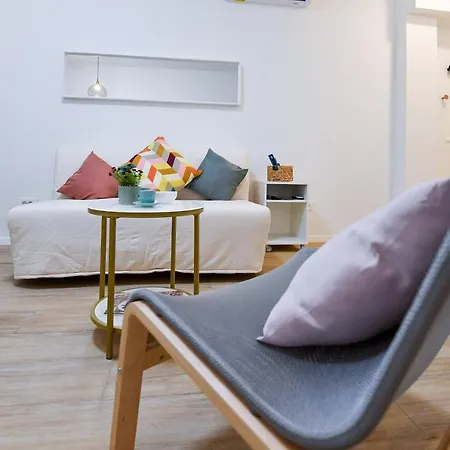 Lucy Lu Apartment *
