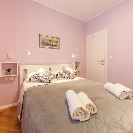 Apartment Lucy Lu